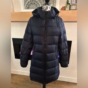 Winter coat North Face in good condition.